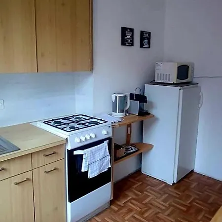 Mi Casa Es Su Casa * ציריך